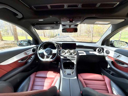 Used 2022 Mercedes-Benz GLC 43 AMG 4MATIC Coupe image 11