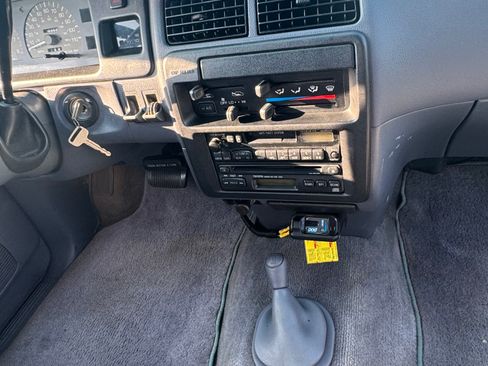 Used 1997 Toyota T100 SR5 AWD/4WD image 5