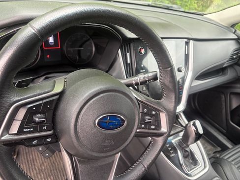 Used 2020 Subaru Outback Premium w/ Popular Package #1 AWD/4WD image 8