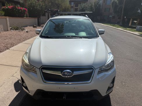 Used 2016 Subaru Crosstrek 2.0i Premium w/ Popular Package #1 AWD/4WD image 2