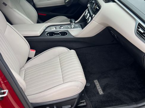 Used 2023 Genesis G70 3.3T w/ Sport Advanced Package image 12