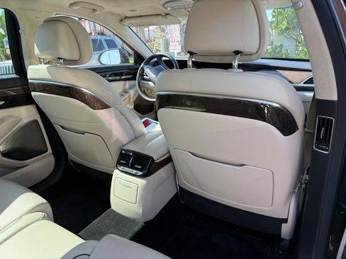 Used 2017 Genesis G90 5.0 Ultimate image 11