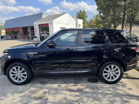 Used 2017 Land Rover Range Rover Sport HSE image 4