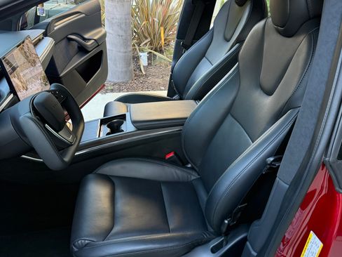 Used 2023 Tesla Model X AWD/4WD image 10