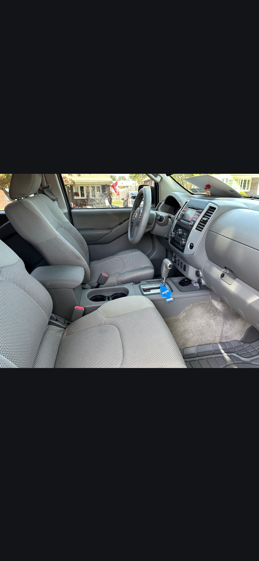 Used 2013 Nissan Frontier SV w/ SV Value Truck Pkg AWD/4WD image 8