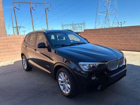 Used 2017 BMW X3 xDrive28i image 4
