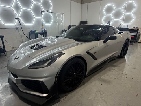 Used 2014 Chevrolet Corvette Stingray Coupe w/ 2LT Preferred Equipment Group RWD image 2