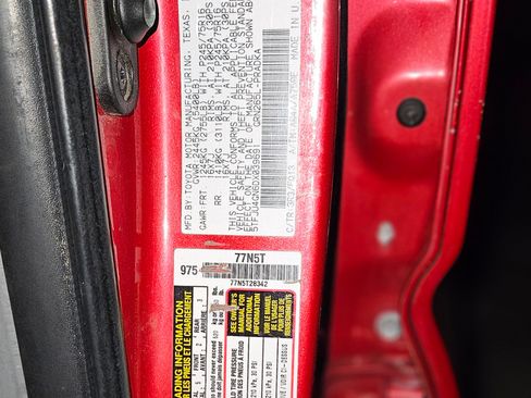 Used 2013 Toyota Tacoma PreRunner w/ SR5 Pkg image 27