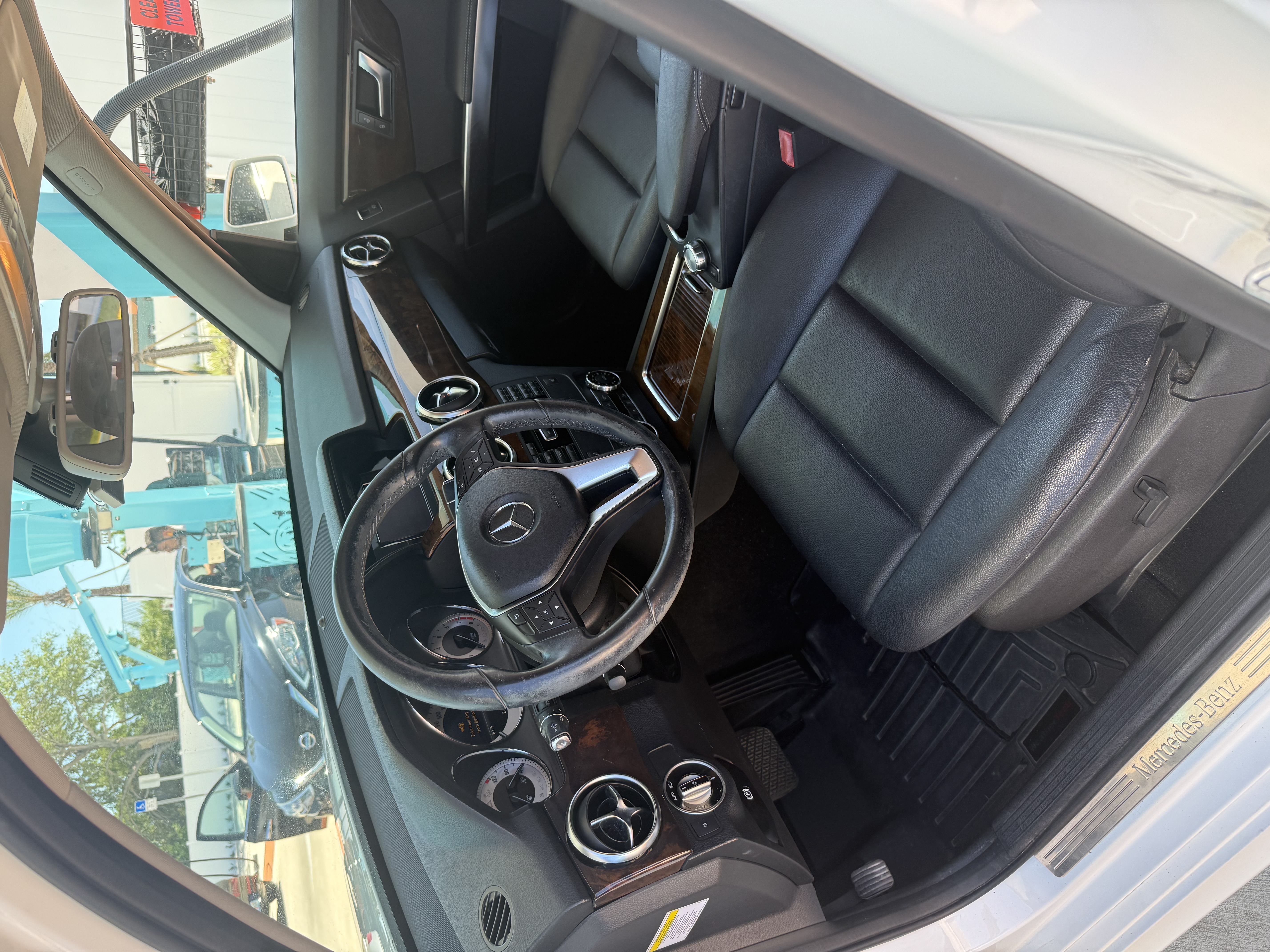 Used 2013 Mercedes-Benz GLK 350 4MATIC image 17