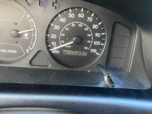 Used 1999 Toyota Corolla CE image 10