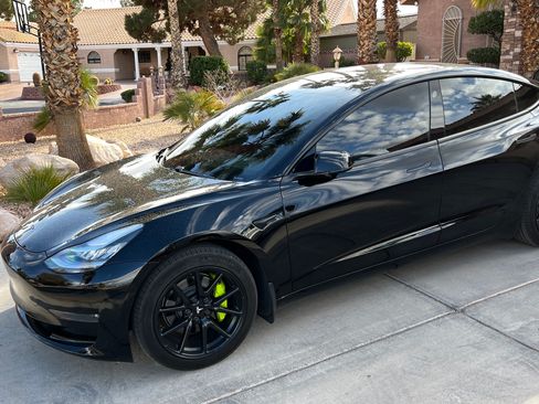 Used 2019 Tesla Model 3 Standard Range Plus RWD image 2