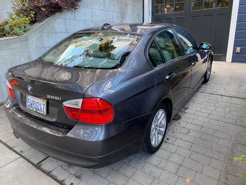 Used 2006 BMW 325i 325i Sedan 4D image 5