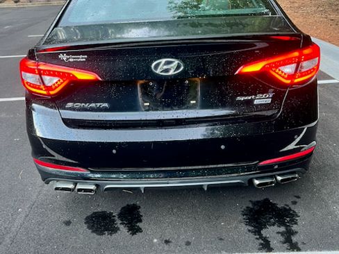 Used 2015 Hyundai Sonata Limited 2.0T w/ Winter Package FWD image 9