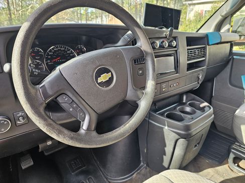 Used 2011 Chevrolet Express 3500 LT w/ LT Preferred Equipment Group image 9