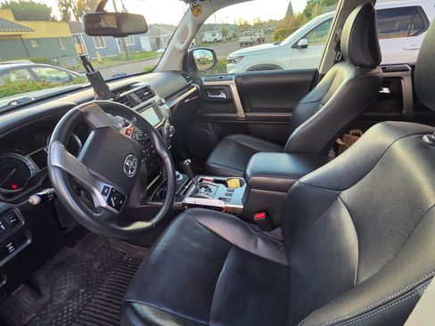 Used 2018 Toyota 4Runner Limited image 6