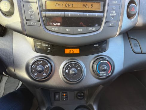 Used 2010 Toyota RAV4 Sport image 11