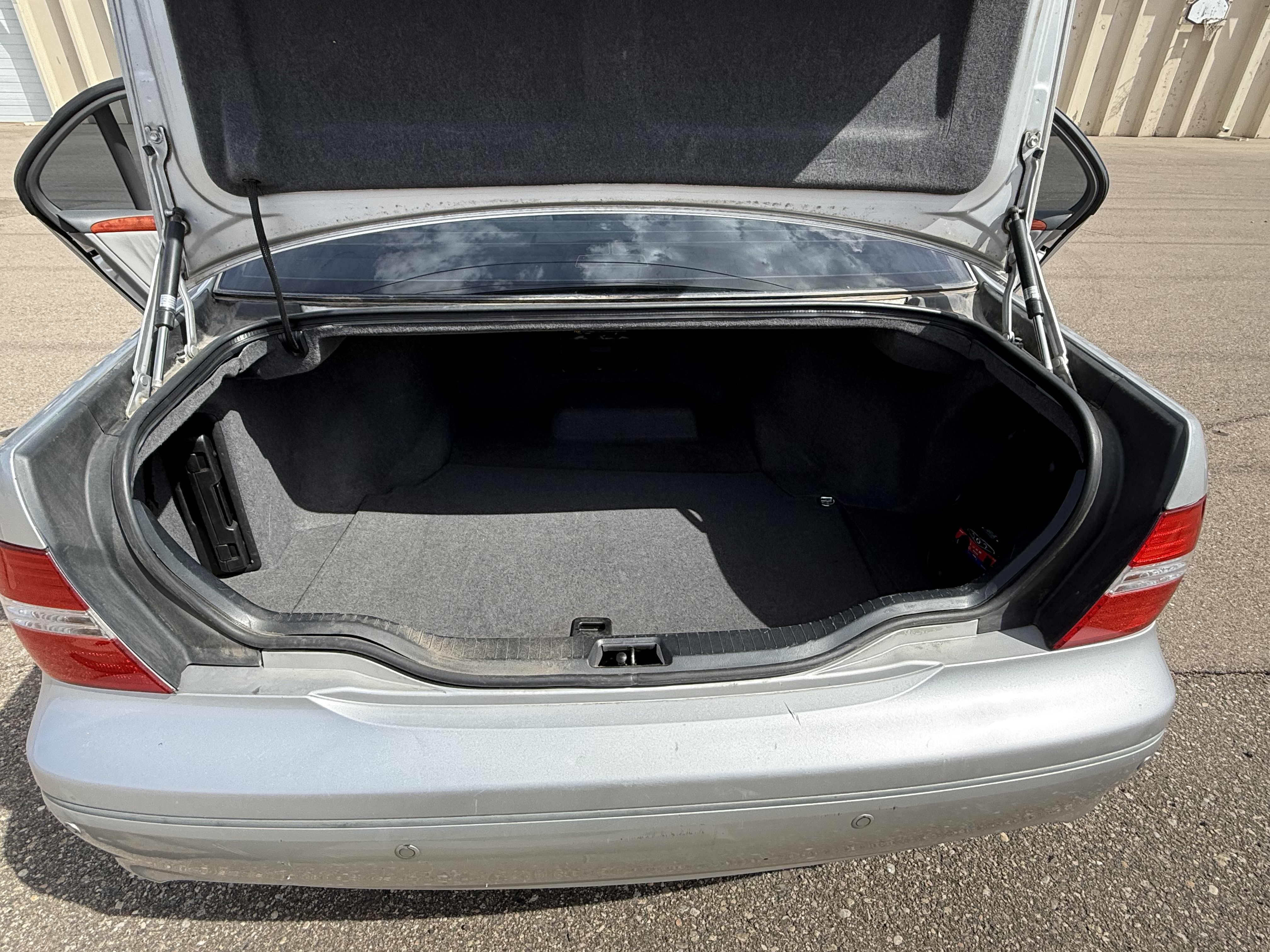 Used 2006 Lexus LS 430 RWD image 12