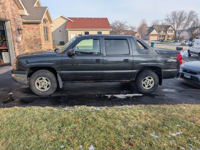 Used 2004 Chevrolet Avalanche Z66 w/ Preferred Equipment Group