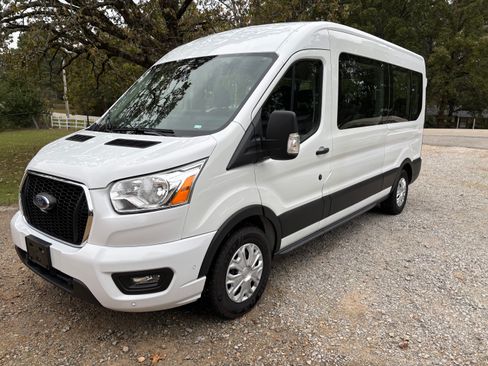 Used 2022 Ford Transit 350 XLT image 2