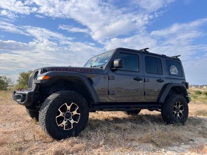 Used 2018 Jeep Wrangler Unlimited Rubicon w/ Dual Top Group