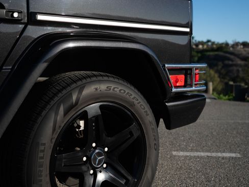 Used 2009 Mercedes-Benz G 55 AMG G 55 AMG Sport Utility 4D image 25