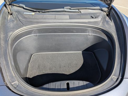 Used 2018 Tesla Model 3 Long Range image 15