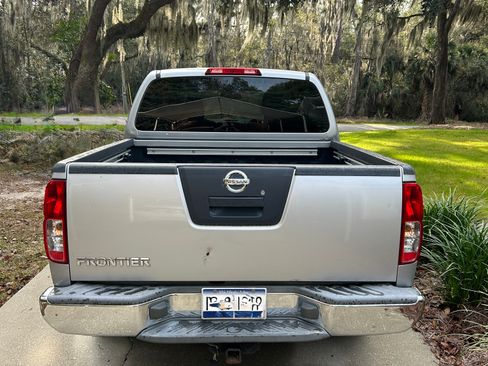 Used 2005 Nissan Frontier NISMO w/ (J01) Sunroof Pkg image 8