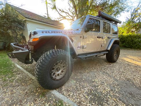 Used 2018 Jeep Wrangler Unlimited Rubicon AWD/4WD image 10