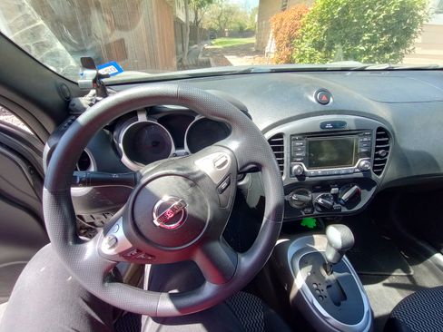 Used 2016 Nissan Juke S image 13