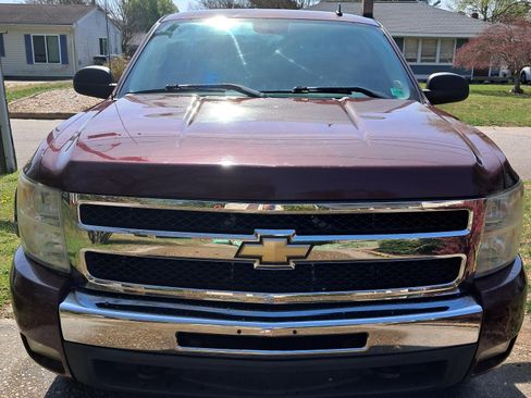 Used 2009 Chevrolet Silverado 1500 LT w/ Power Pack Plus image 2