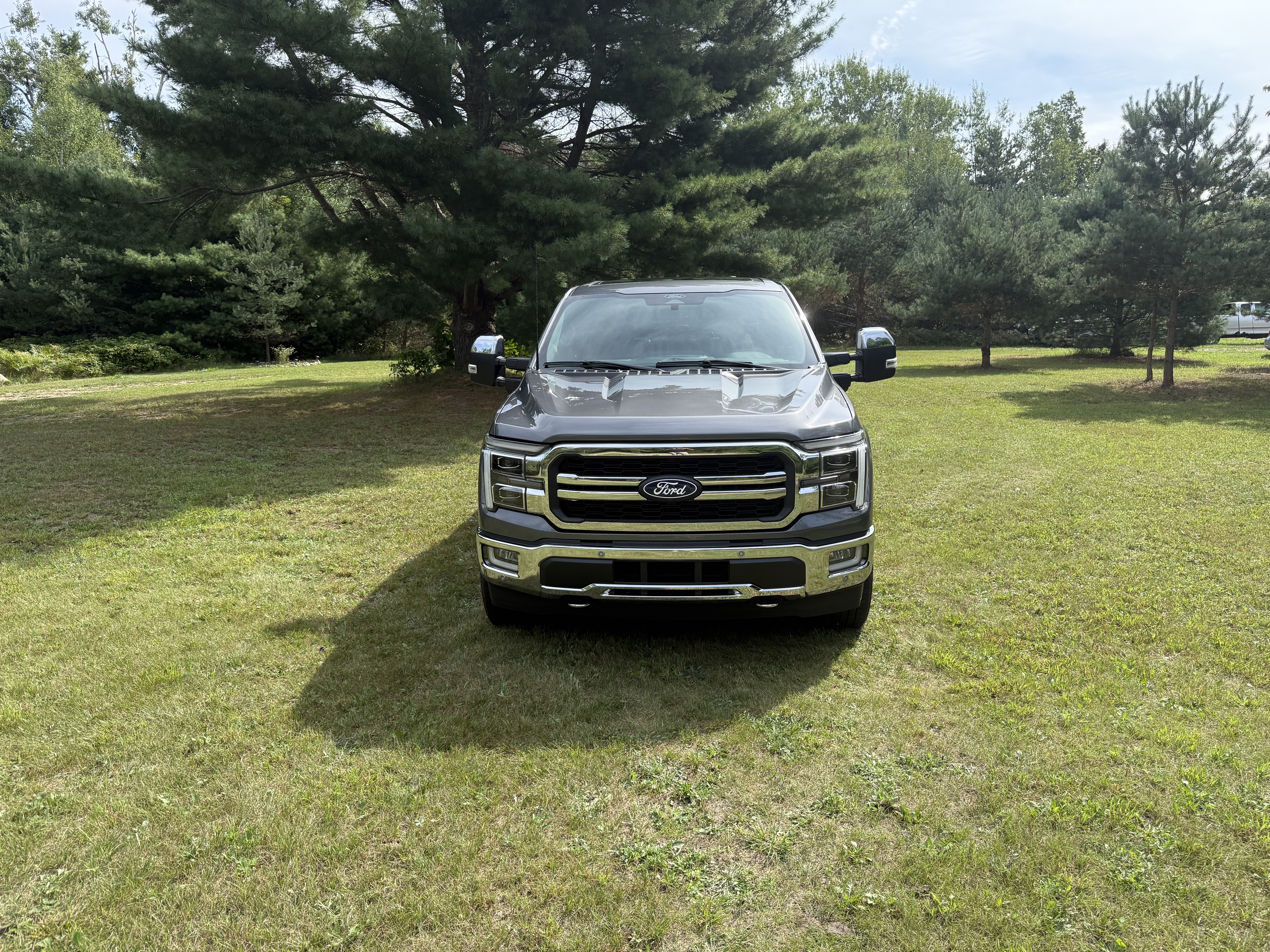 Used 2024 Ford F150 Lariat w/ Bed Utility Package AWD/4WD image 8