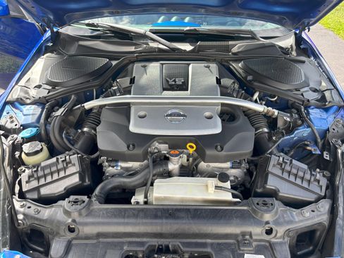 Used 2007 Nissan 350Z Touring image 11