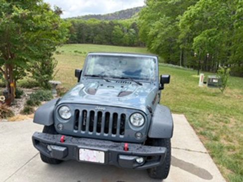 Used 2014 Jeep Wrangler Unlimited Rubicon AWD/4WD image 8