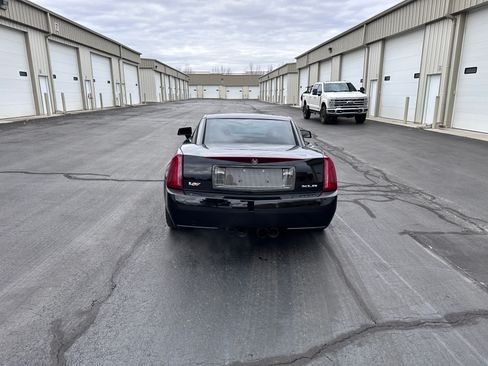 Used 2006 Cadillac XLR V image 8
