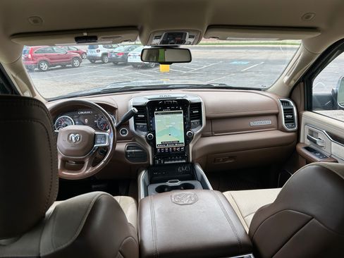 Used 2019 RAM 3500 Laramie AWD/4WD image 6