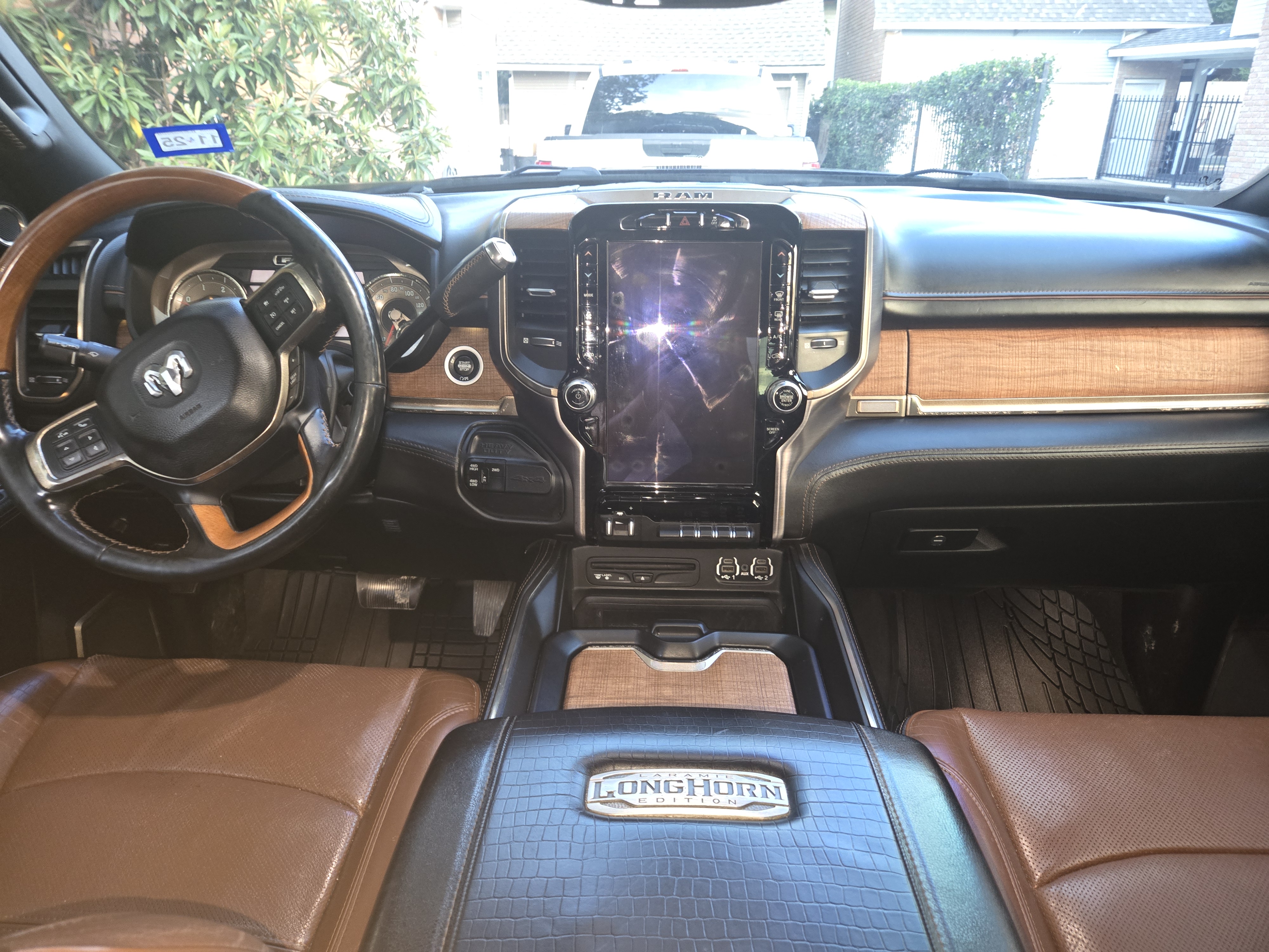 Used 2019 RAM 2500 Limited AWD/4WD image 9