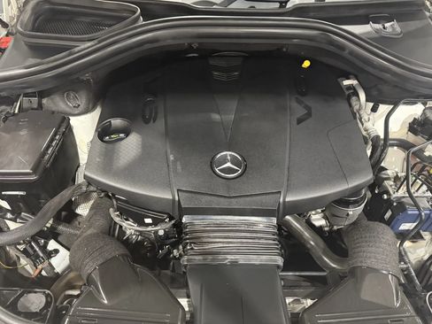 Used 2016 Mercedes-Benz GL 320 BlueTEC 4MATIC image 18