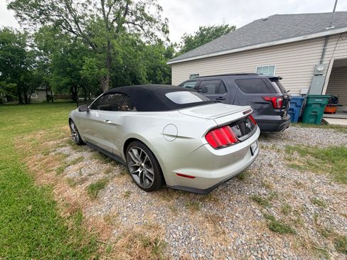 Used 2016 Ford Mustang Premium RWD image 2