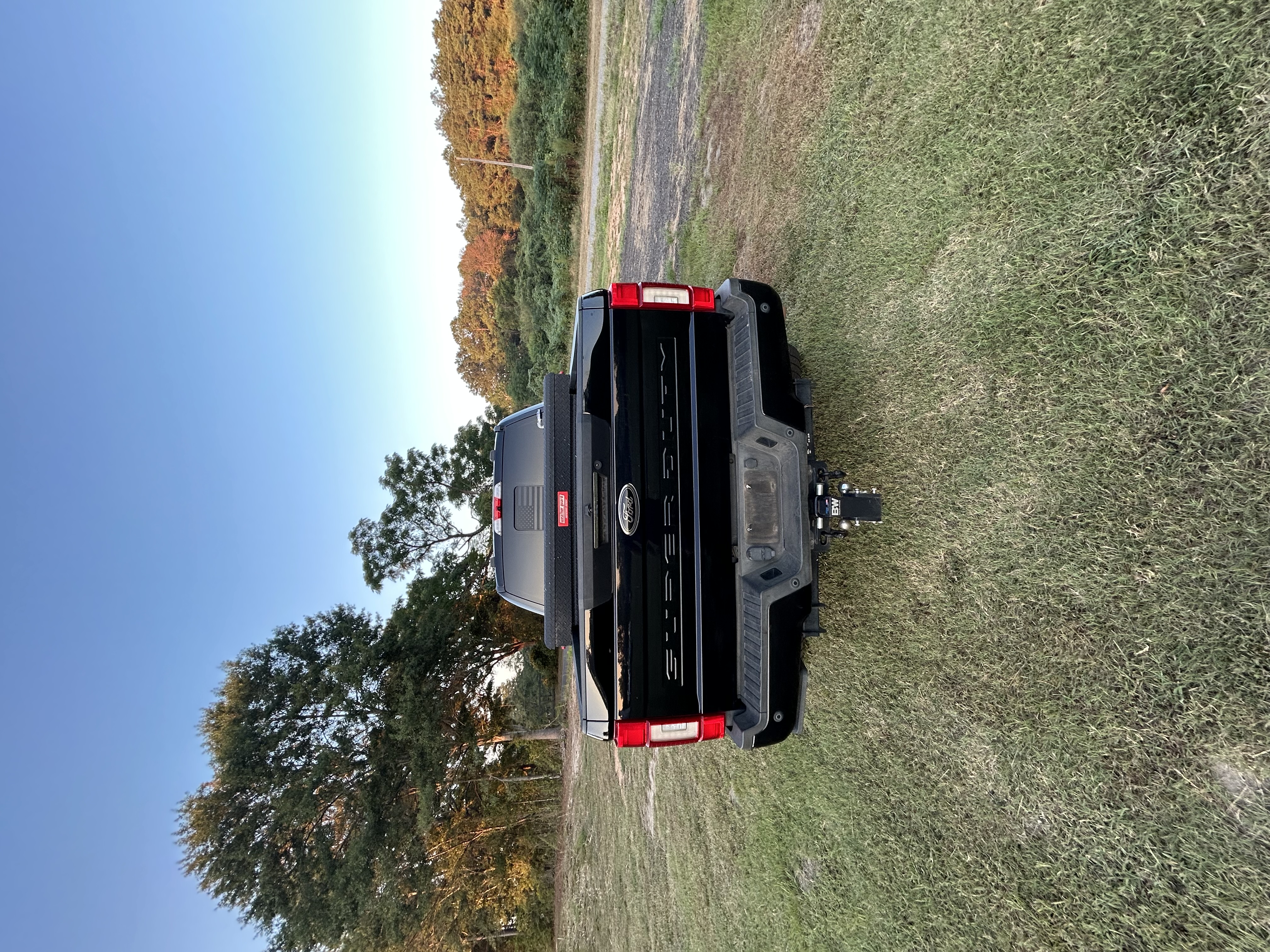 Used 2022 Ford F250 Lariat w/ Black Appearance Package AWD/4WD image 8