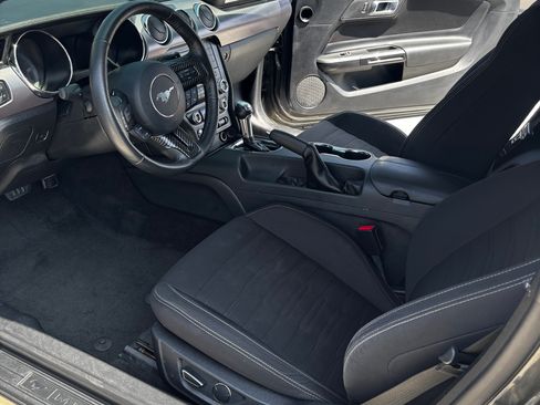 Used 2017 Ford Mustang GT RWD image 17