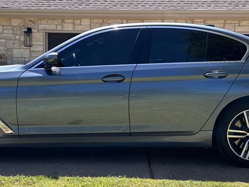 Used 2021 BMW 540i w/ Convenience Package RWD image 4