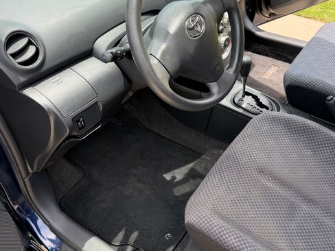 Used 2008 Toyota Yaris Sedan FWD image 6