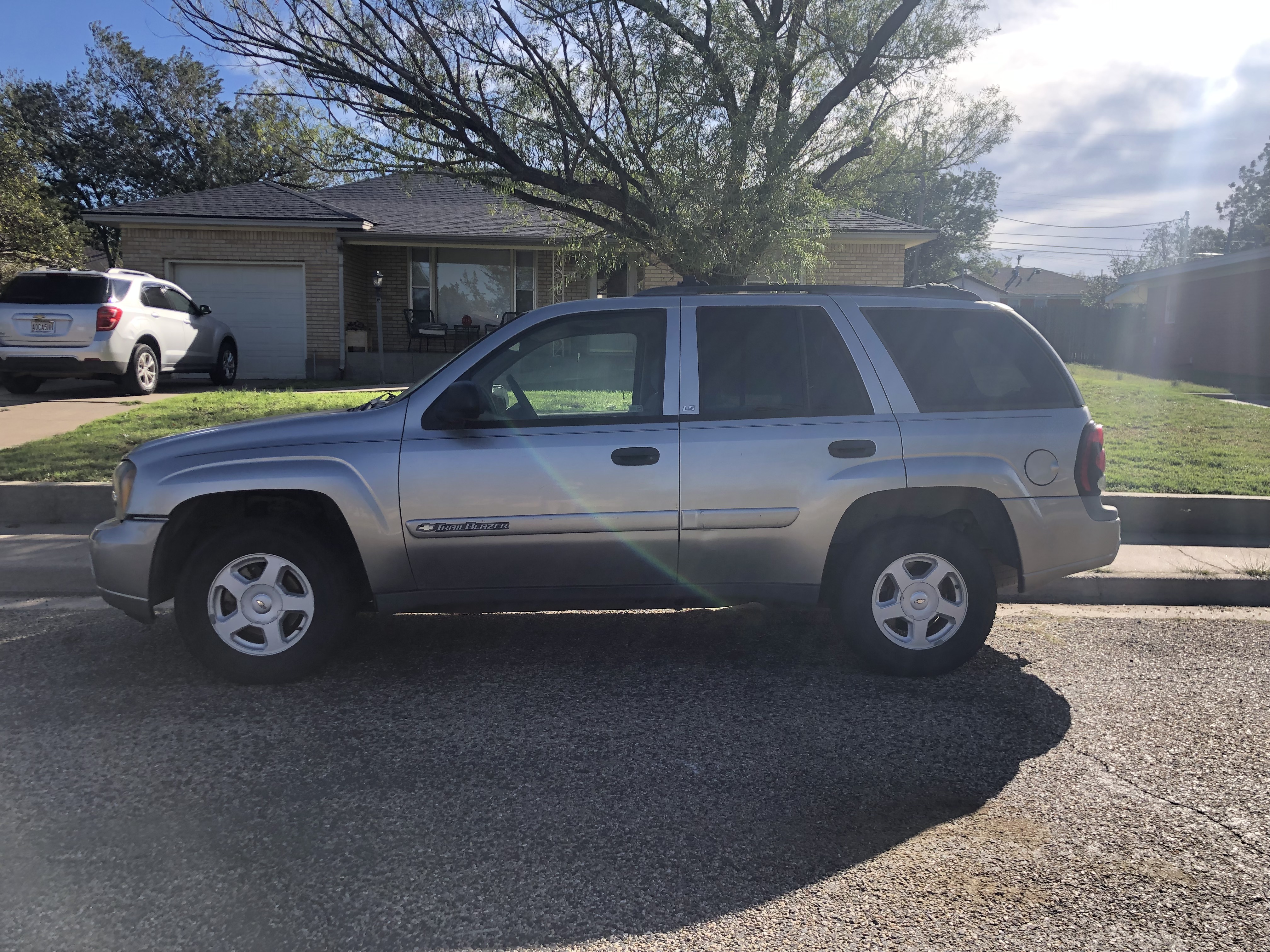 Used 2002 Chevrolet TrailBlazer LS w/ Preferred Equipment Group RWD image 4