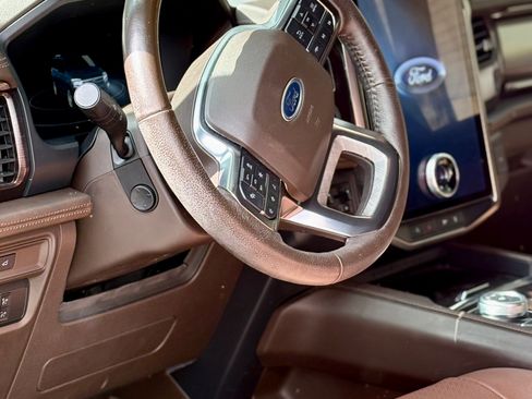 Used 2022 Ford Expedition Max King Ranch image 8