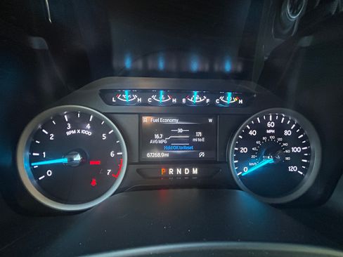 Used 2021 Ford Expedition XLT w/ Black Accent Package image 9