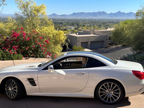Used 2019 Mercedes-Benz SL 450 image 1