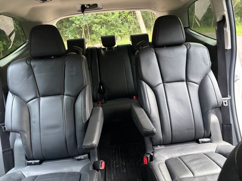 Used 2020 Subaru Ascent Limited w/ Popular Package #2A AWD/4WD image 8