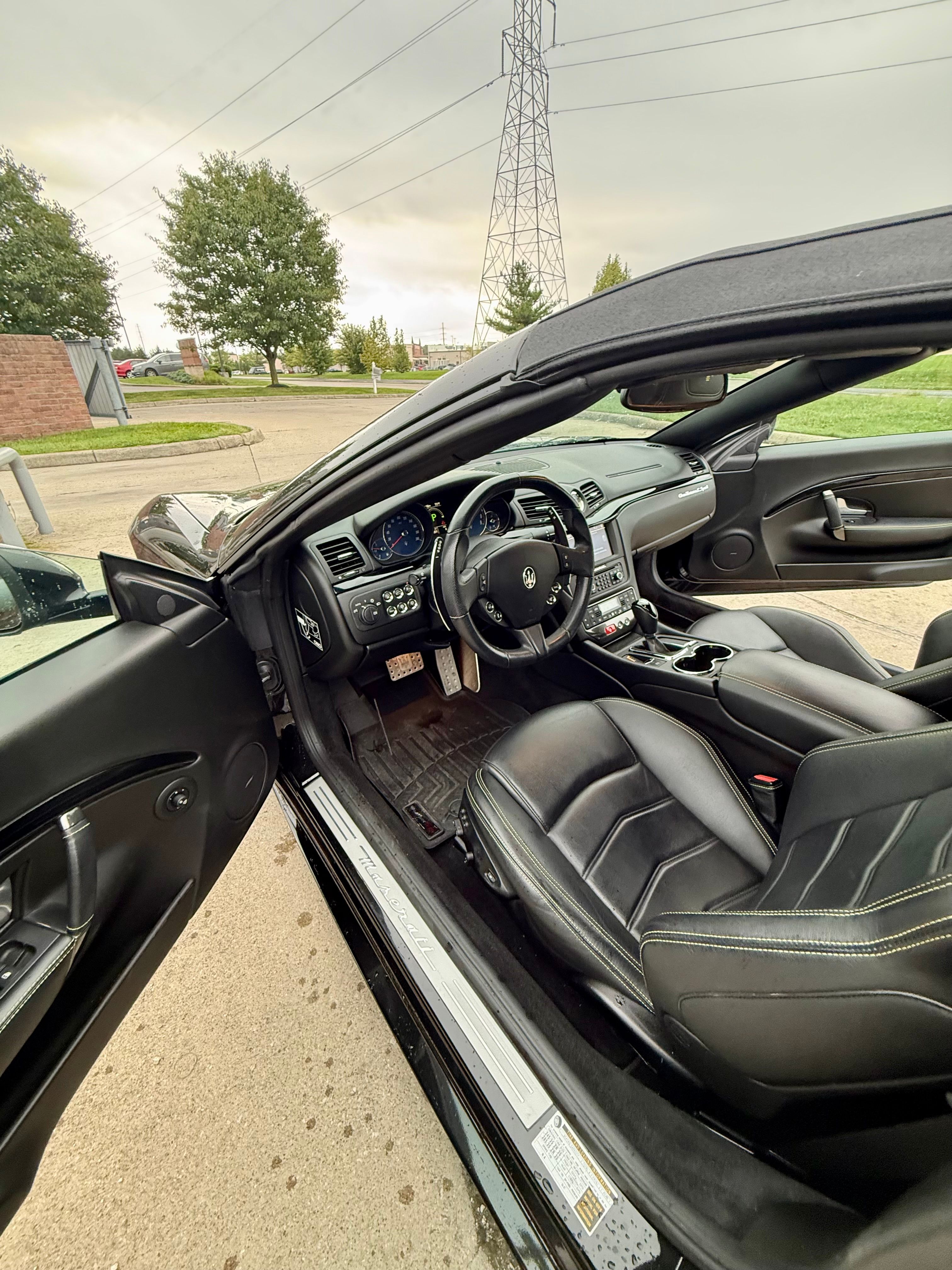 Used 2015 Maserati GranTurismo Sport RWD image 14