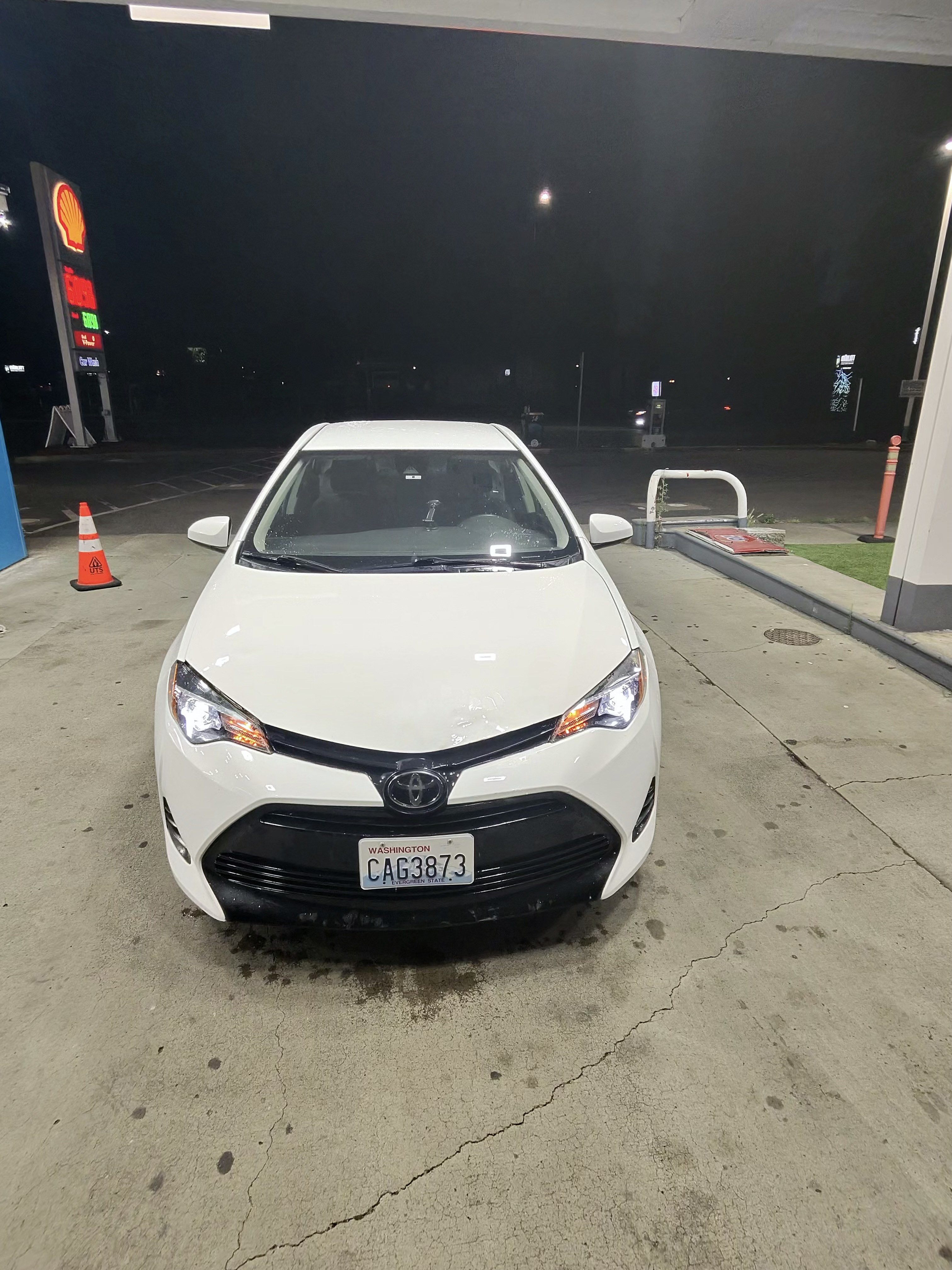 Used 2019 Toyota Corolla LE FWD image 4