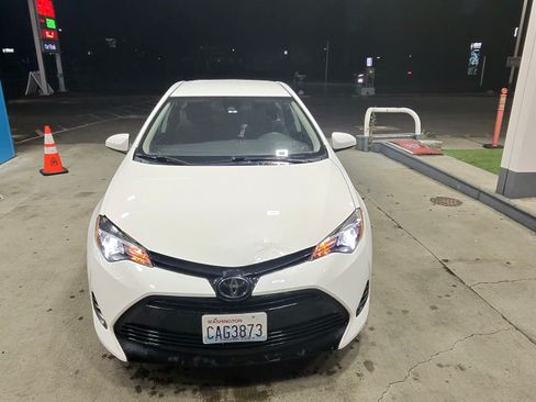 Used 2019 Toyota Corolla LE FWD image 4
